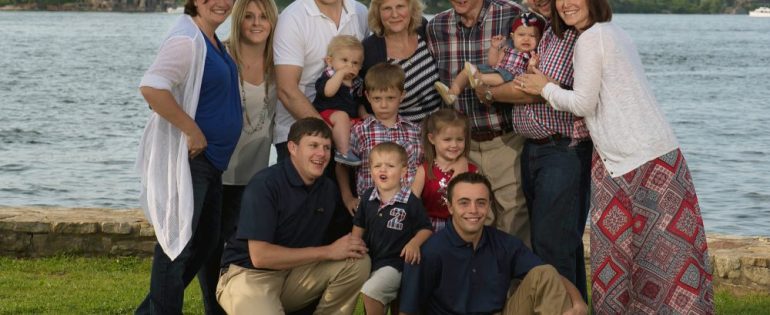 Photographers in Alexandria Bay, NY: W. Family Photographs