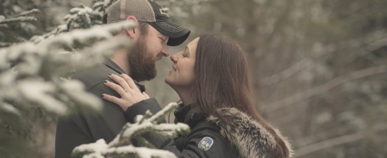 Engagement photographer in Canton NY